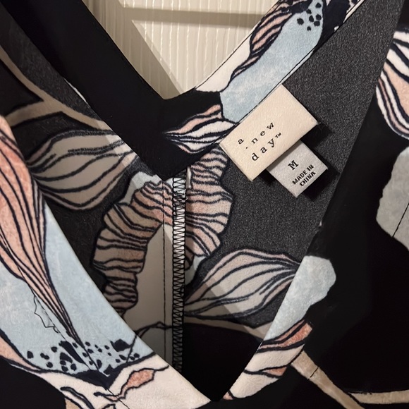 A New Day Dress - Picture 2 of 3